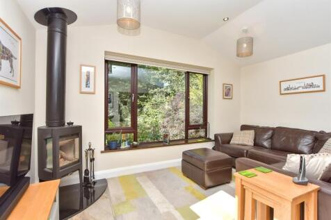 Kitchen/ Breakfast Room