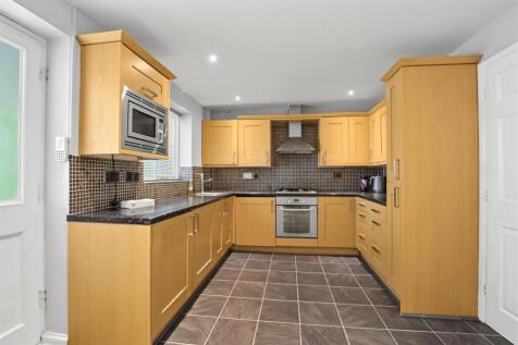 Kitchen_1.jpeg