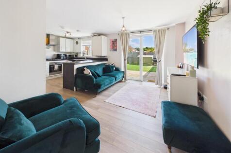 Open Plan Living Room and Kitchen