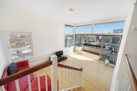 Two double bedroom within this exceptional private, gated development in W2. With 24 security and concierge service, as well as visually pleasing water features throughout, The Watergardens is the per