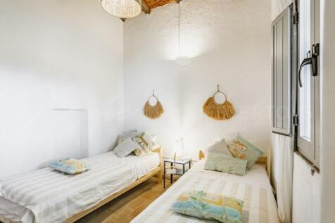 Almancil Fully Renovated 5 Bed Villa For Sale (9)