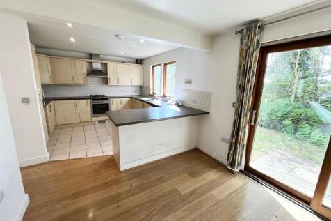 open plan kitchen/breakfast room