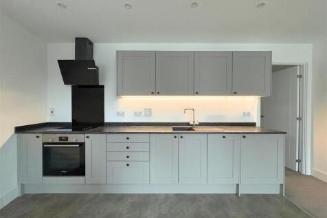 Living Room / Kitchen