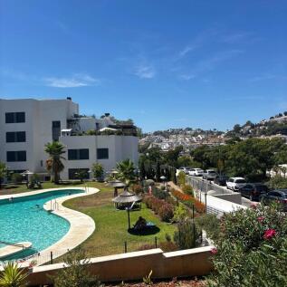 Communal pool