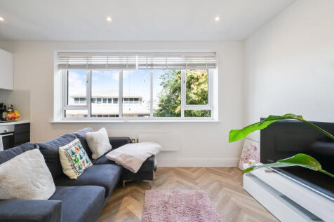 FOUNTAIN HOUSE, 15- (6)