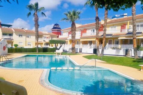 Ciudad Quesada 2 bed Semi Detached Townhouse in Doña Pepa area