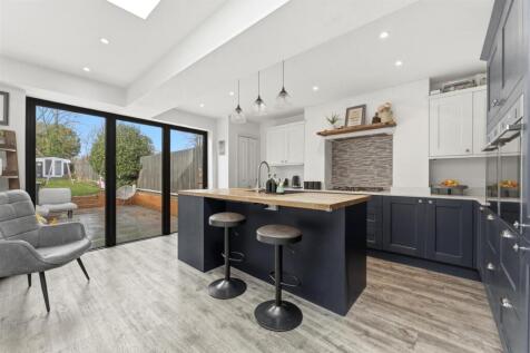 Kitchen/|Breakfast Room