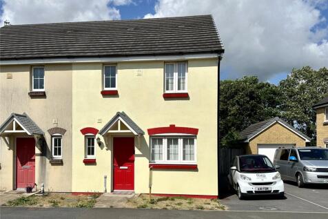 3 Bedroom Semi-Detached in SA62 4AF