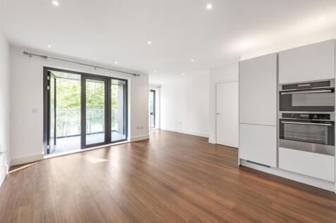 james_anderson_-_21_wagtails_court__3_.JPG