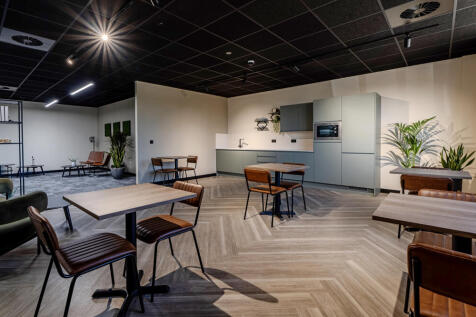 Suite B kitchen
