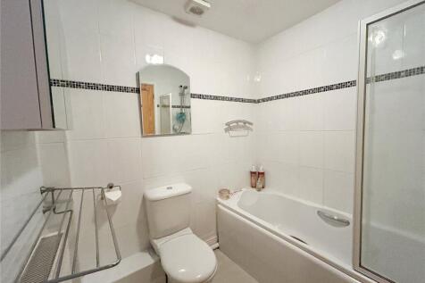 Famiy Bathroom