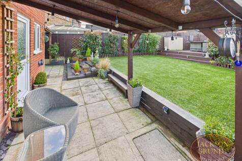 Bollinger Close