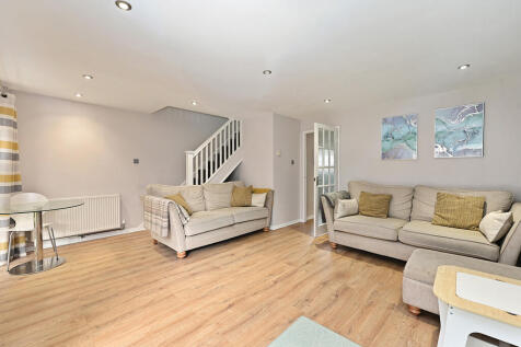 8-Oak-Farm-Close ...