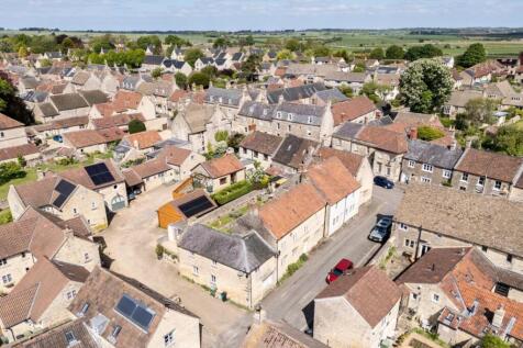 3 Sheepfair Lane, Marshfield SN14 8NA-7.jpg