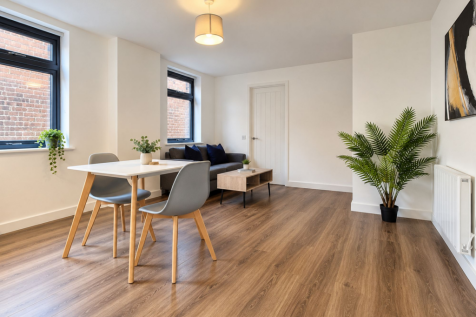 1 Bedroom Flat in SN1 3EB