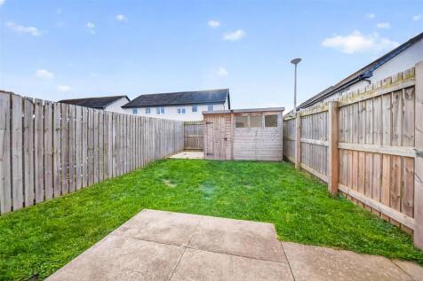 Rear Garden 2.jpg