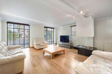 Sitting Room, Westwood Park Road, Peterborough