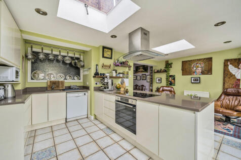 1290011-18-6825b3...