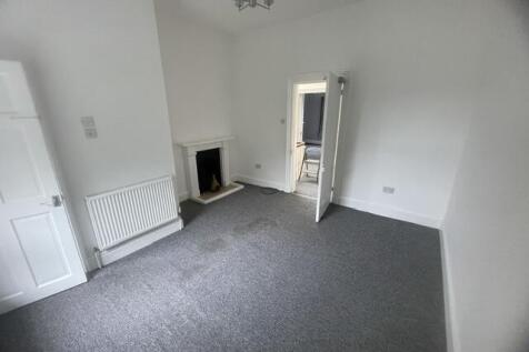 ** Zero Deposit Guarantee Available **
Recently renovated 4 bedroom House share | furnished | available now | L7 L7 All bills included Available immediately is this beautifully renovated 4-bedroom hou