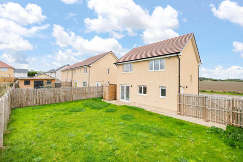 Back Garden of 13 Barbachlaw Way