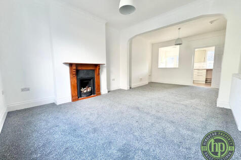 IMG-20251204-WA00...