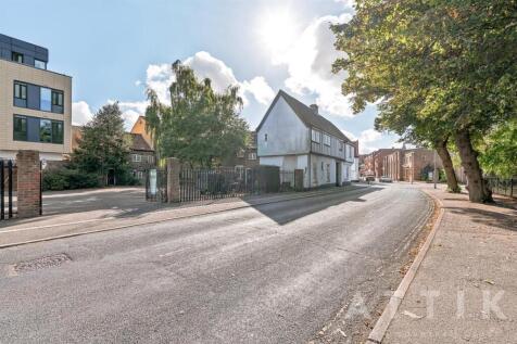 DukeStreet_700574.jpg