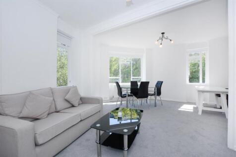 Beautifully Presented Two-Bedroom Apartment in the heart of St Johns Wood A bright and spacious two double-bedroom apartment set on the first floor, offering well-proportioned living throughout. Beaut