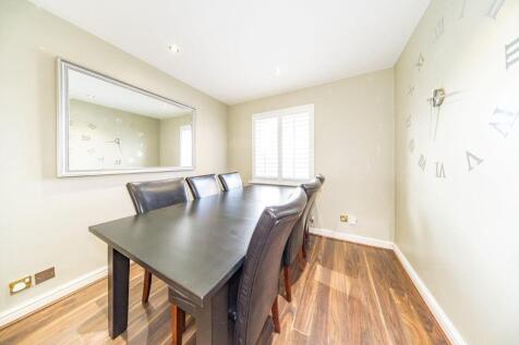 7 Beech Meadows dining room.jpg