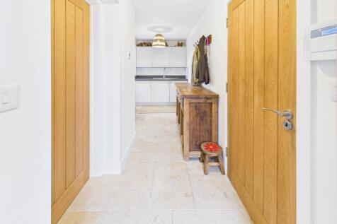 Additional Entrance With Utility (Garage On Right)