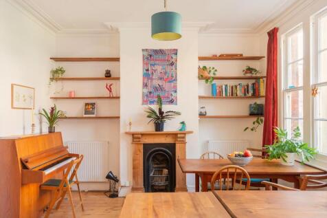 4F7REV - Kitchen Diner E.jpg