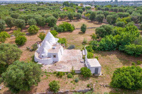 0022227-048_trullo_sessana_for_sale_ostuni_puglia_ital