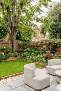 308038 - 20250902-TMH_NETHERHALL-GDNS-12_HI_RES...