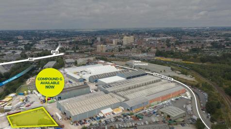 Warehouse to rent in wakefield