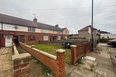 3 Bedroom Terraced in EN3 5AA