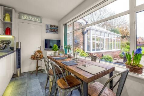 47 Shirley Drive-5.jpg