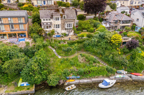 A33 - Greystones, Noss Mayo - 250623