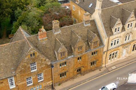 Tudor House II, High Street West, Uppingham