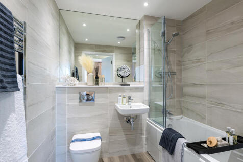 Bunting bathroom