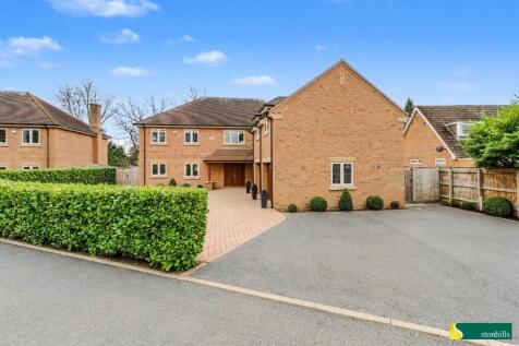 59 Overstone Road-002.jpg