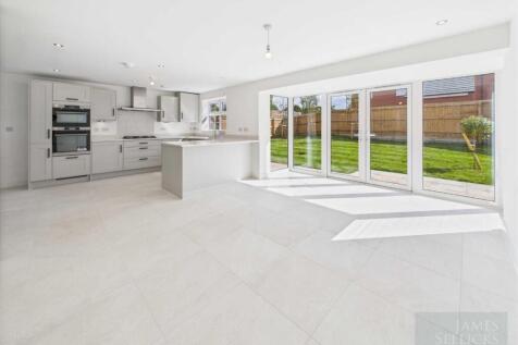 Open Plan Living Dining Kitchen