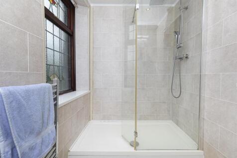 Bramleys Estate Agents - Leeds Road - Mirfield (27