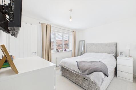 Bedroom withe Built in Wardrobes and EnSuite