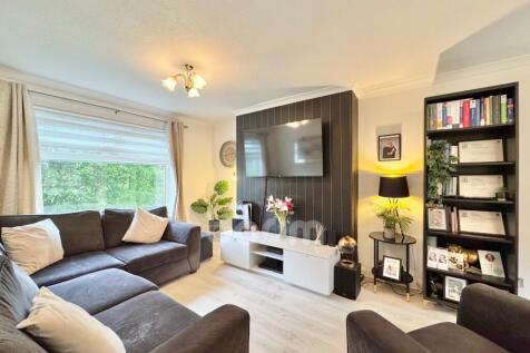 Avils Place, Kilbirnie lounge