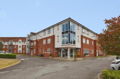 9e0bf1a3-front 20entrance.JPG