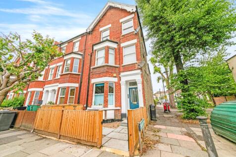 01-6703F4, 9 ST JOHNS ROAD -70.jpg