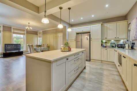 Foxhill Rushden-16.jpg