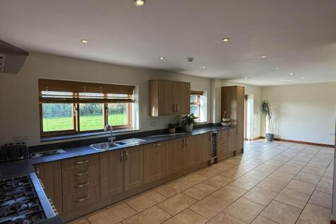 Kitchen 3