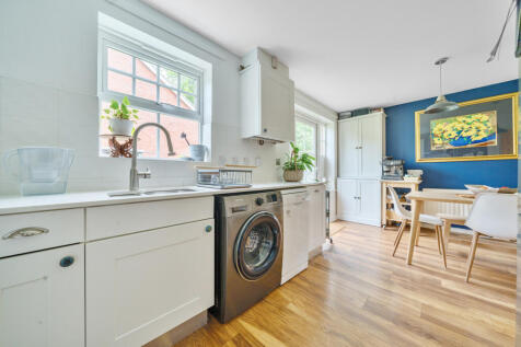 9-6819d4092de14-1...