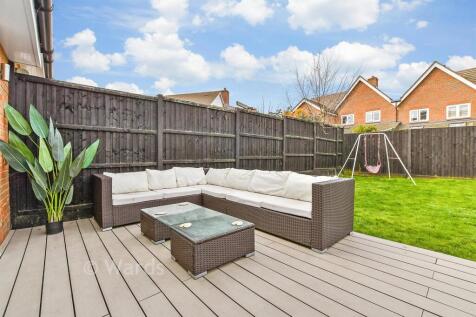 Patio / Decking