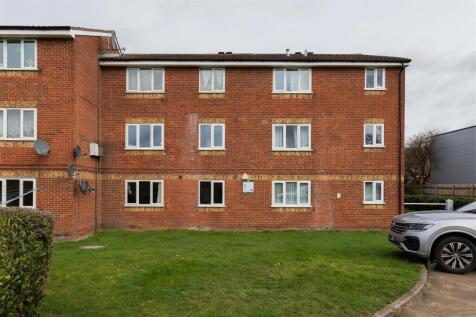 Liden Close, E17